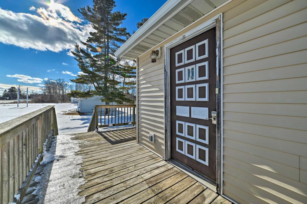 Cozy Tawas City Home With Views Of Lake Huron! Экстерьер фото